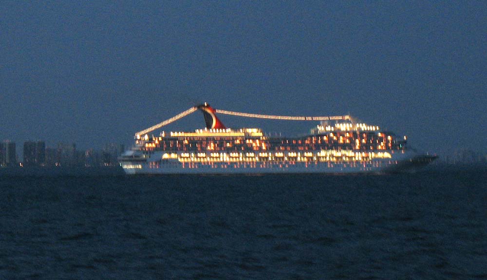 064 cruise ship.jpg
